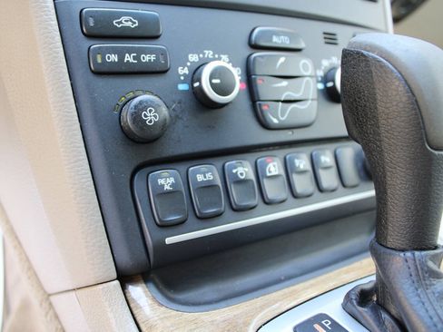 Used 2012 Volvo XC90 3.2 FWD image 23