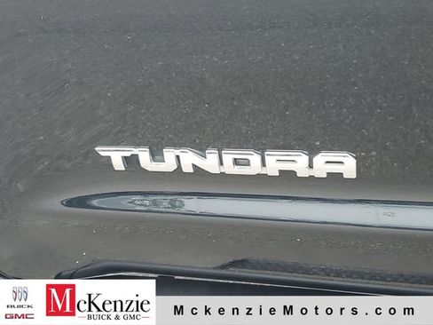Used 2018 Toyota Tundra Limited w/ Limited Premium Package AWD/4WD image 30