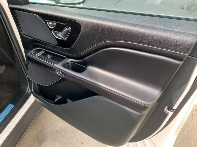 Certified 2024 Lincoln Aviator AWD w/ Premium Package image 15