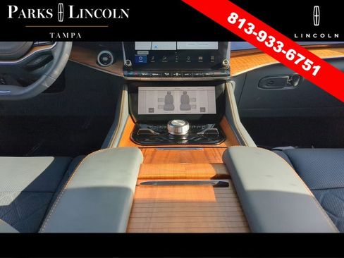 Used 2023 Jeep Grand Wagoneer L Series III AWD/4WD image 13