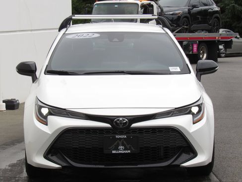 Used 2022 Toyota Corolla SE FWD image 3