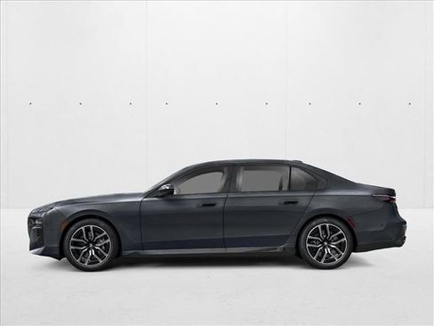 New 2026 BMW 760i xDrive AWD/4WD image 3