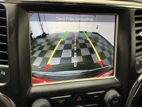 Used 2017 Jeep Grand Cherokee Limited w/ Trailer Tow Group IV image 5