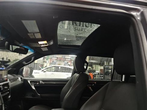 Used 2023 Lexus GX 460 Premium w/ Premium Plus Package image 7