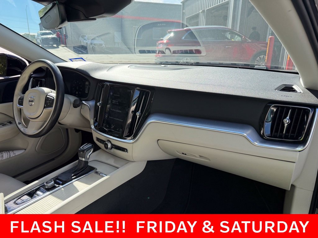 Used 2019 Volvo S60 T6 Momentum w/ Multimedia Package AWD/4WD image 14