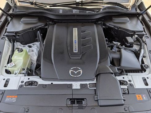 Certified 2024 MAZDA CX-90 Plug-In Hybrid w/ Preferred AWD/4WD image 18