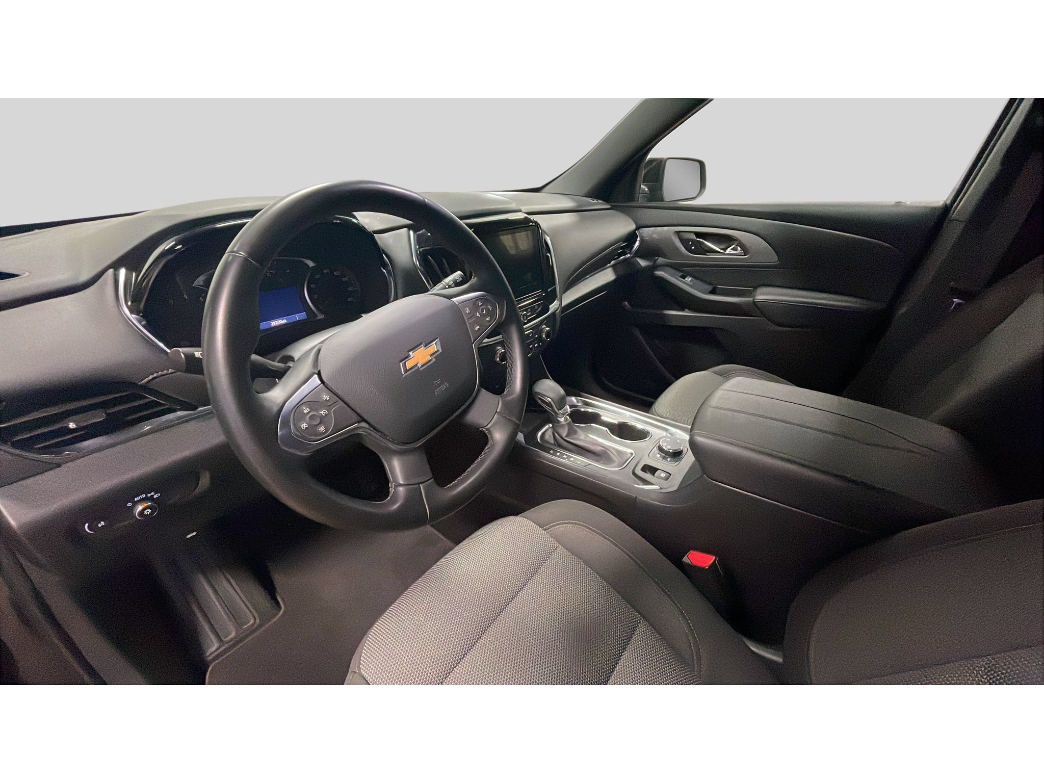 Used 2023 Chevrolet Traverse LT AWD/4WD image 11