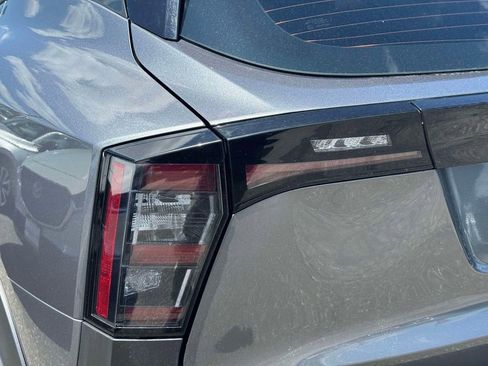 Used 2025 Nissan Kicks S FWD image 10