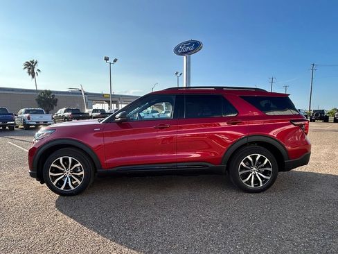 New 2026 Ford Explorer ST-Line RWD image 4