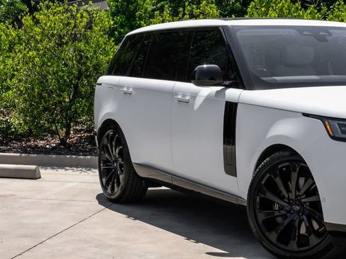 Used 2026 Land Rover Range Rover Long Wheelbase Autobiography AWD/4WD image 8
