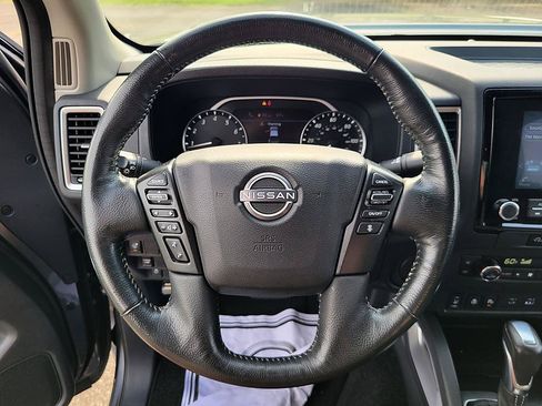 Certified 2024 Nissan Frontier SV w/ SV Convenience Package RWD image 20