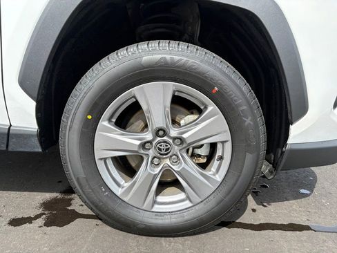 Certified 2025 Toyota RAV4 XLE AWD/4WD image 10