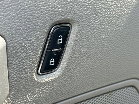 Used 2017 Ford F250 XLT w/ XLT Value Package image 23