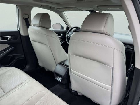 Used 2024 Honda Civic Touring image 38