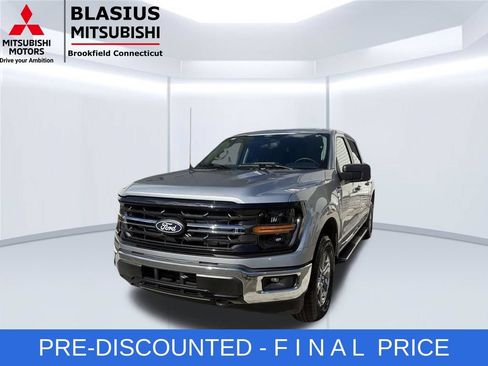 Used 2025 Ford F150 XLT w/ Equipment Group 301A Standard AWD/4WD image 3