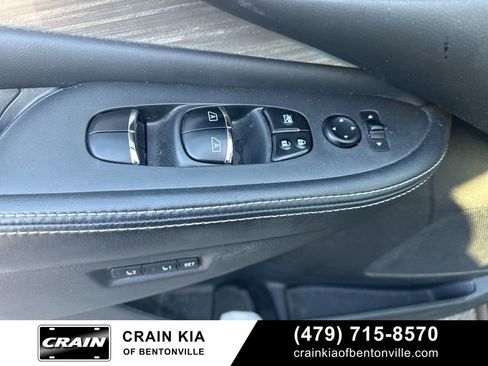 Used 2017 Nissan Murano Platinum w/ Platinum Technology Package FWD image 15