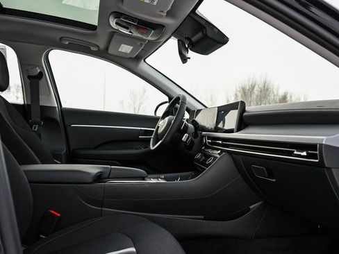 New 2026 Hyundai Sonata SEL image 9