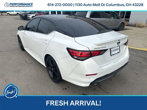 Used 2022 Nissan Sentra SR w/ Lighting Package image 6