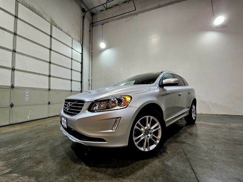 Used 2015 Volvo XC60 T5 AWD/4WD image 20