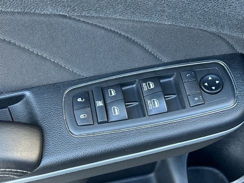 Used 2021 Dodge Charger GT image 13