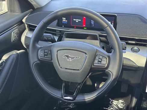 Used 2022 Ford Mustang Mach-E California Route 1 image 9