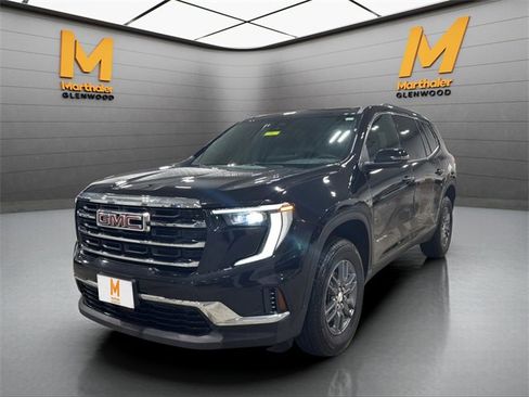 Used 2025 GMC Acadia Elevation image 4