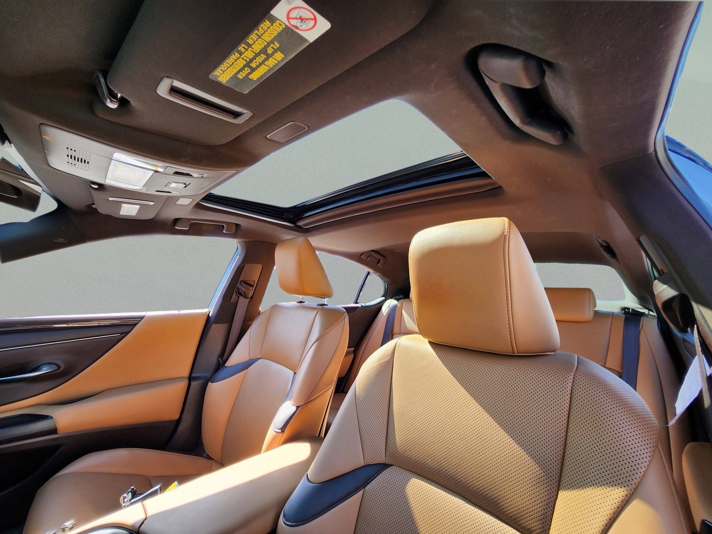 Used 2019 Lexus ES 350 w/ Premium Package FWD image 17