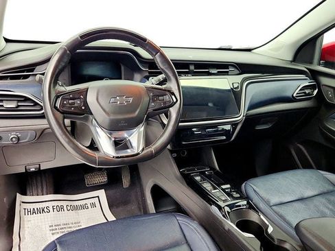 Used 2022 Chevrolet Bolt EUV Premier w/ Super Cruise Package image 11