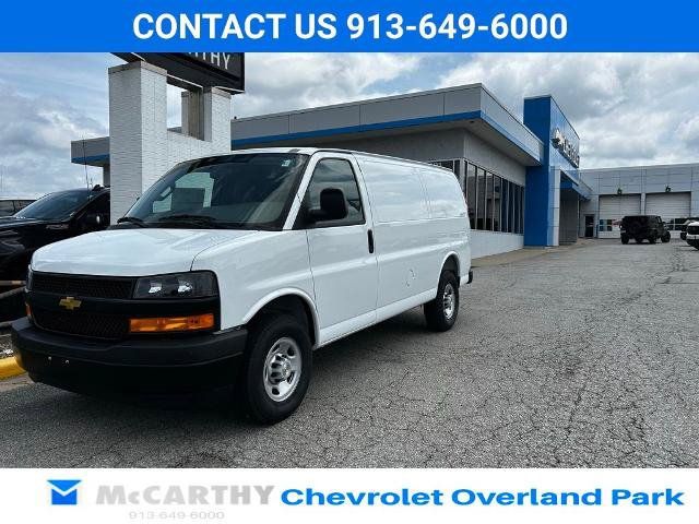 New 2026 Chevrolet Express 2500 RWD image 1
