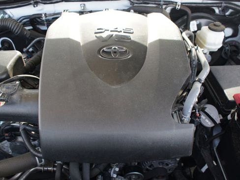 Used 2023 Toyota Tacoma SR image 24