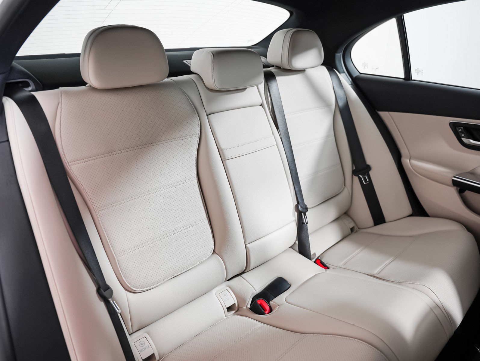 Certified 2023 Mercedes-Benz C 300 4MATIC Sedan image 7