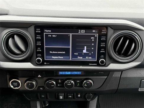 Used 2022 Toyota Tacoma TRD Sport image 8