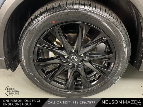 Used 2024 MAZDA CX-5 Carbon Edition image 11