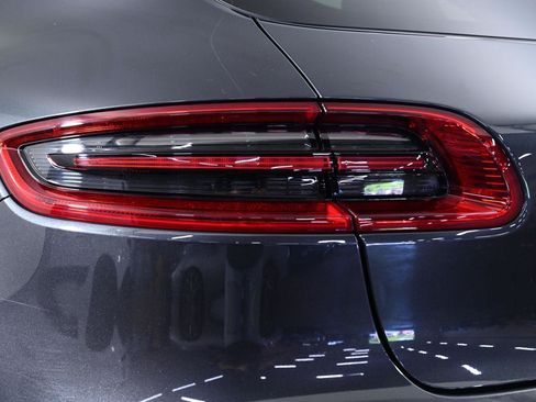 Used 2017 Porsche Macan S AWD/4WD image 7
