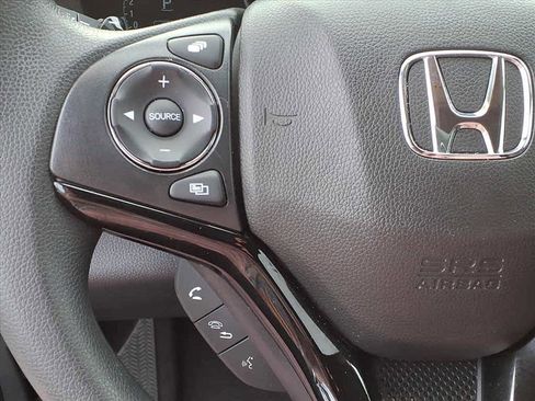 Used 2021 Honda HR-V EX image 17
