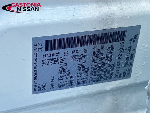 Used 2025 Nissan Rogue SV FWD image 39