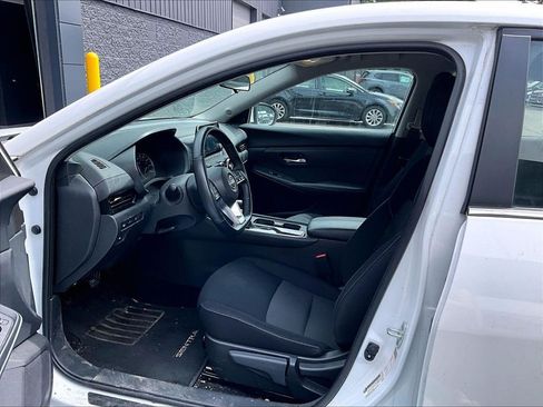 Used 2024 Nissan Sentra SV w/ All-Weather Package FWD image 7