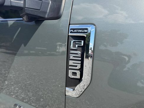 Used 2020 Ford F250 Platinum AWD/4WD image 11