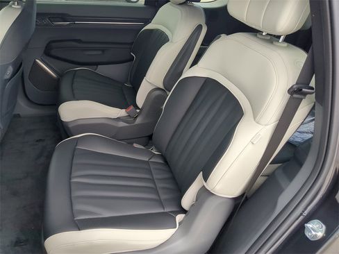 New 2026 Kia EV9 GT-Line image 20