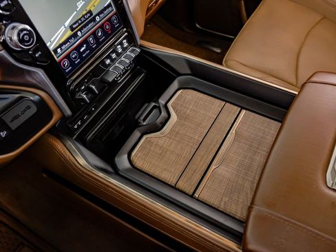 Used 2019 RAM 2500 Limited image 25