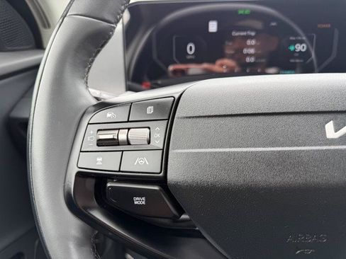 Used 2025 Kia EV6 Light RWD image 43