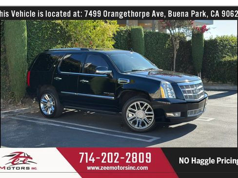 Used 2013 Cadillac Escalade Platinum AWD/4WD image 1