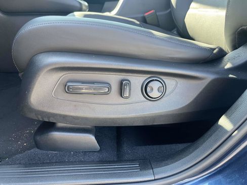 Used 2024 Honda CR-V EX-L image 14