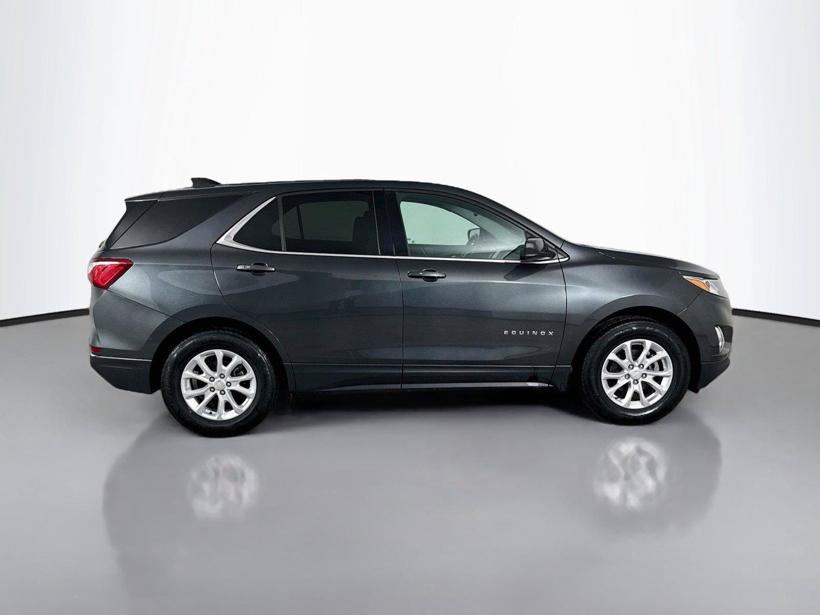 Used 2019 Chevrolet Equinox LT AWD/4WD image 16