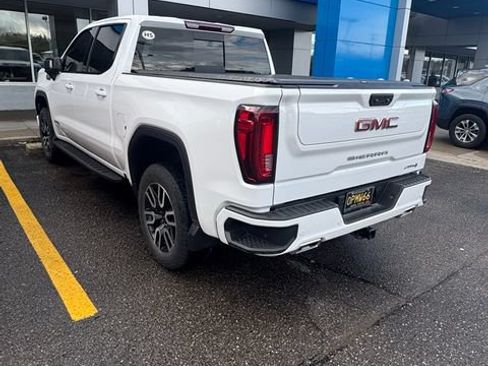 Used 2023 GMC Sierra 1500 AT4 w/ AT4 Premium Package AWD/4WD image 2