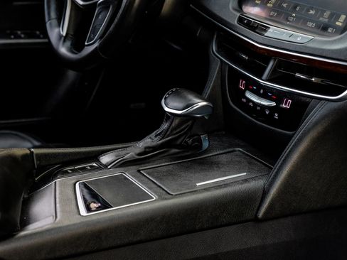 Used 2018 Cadillac CT6 2.0T image 30