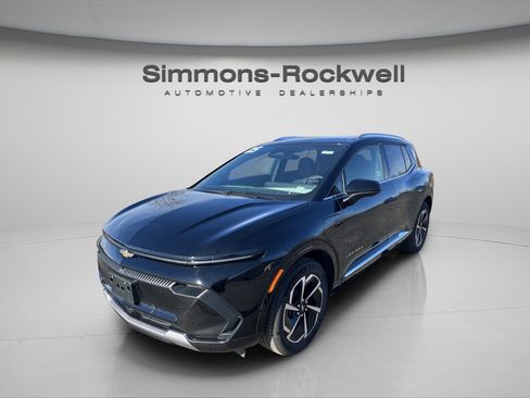 Used 2025 Chevrolet Equinox EV LT image 1