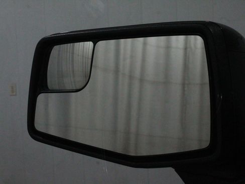 Used 2020 Chevrolet Silverado 1500 RST w/ Texas Edition image 9