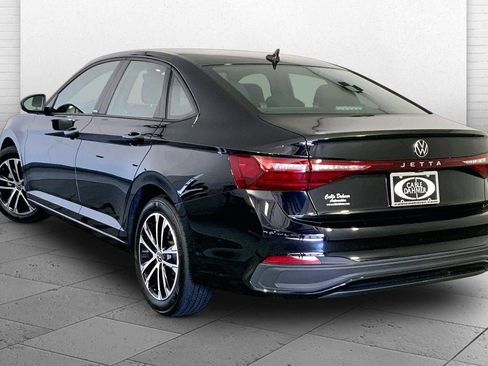 Used 2025 Volkswagen Jetta Sport FWD image 11