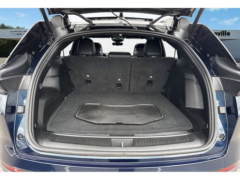 Used 2024 Jeep Wagoneer Launch Edition image 9